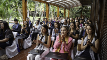 Ceremonia de graduación para estudiantes de Costa Rica